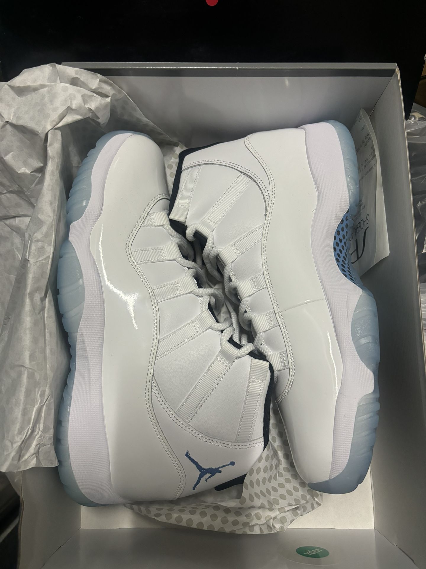 Retro Jordan 11 Legend Blue Size 10