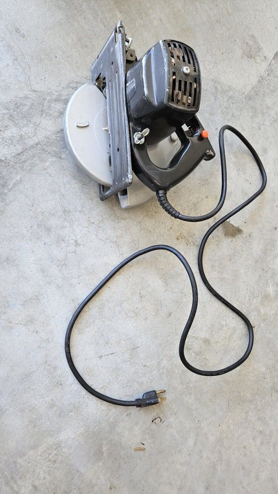 SKILSAW 7¼" Circular Saw Model 574 – Heavy Duty