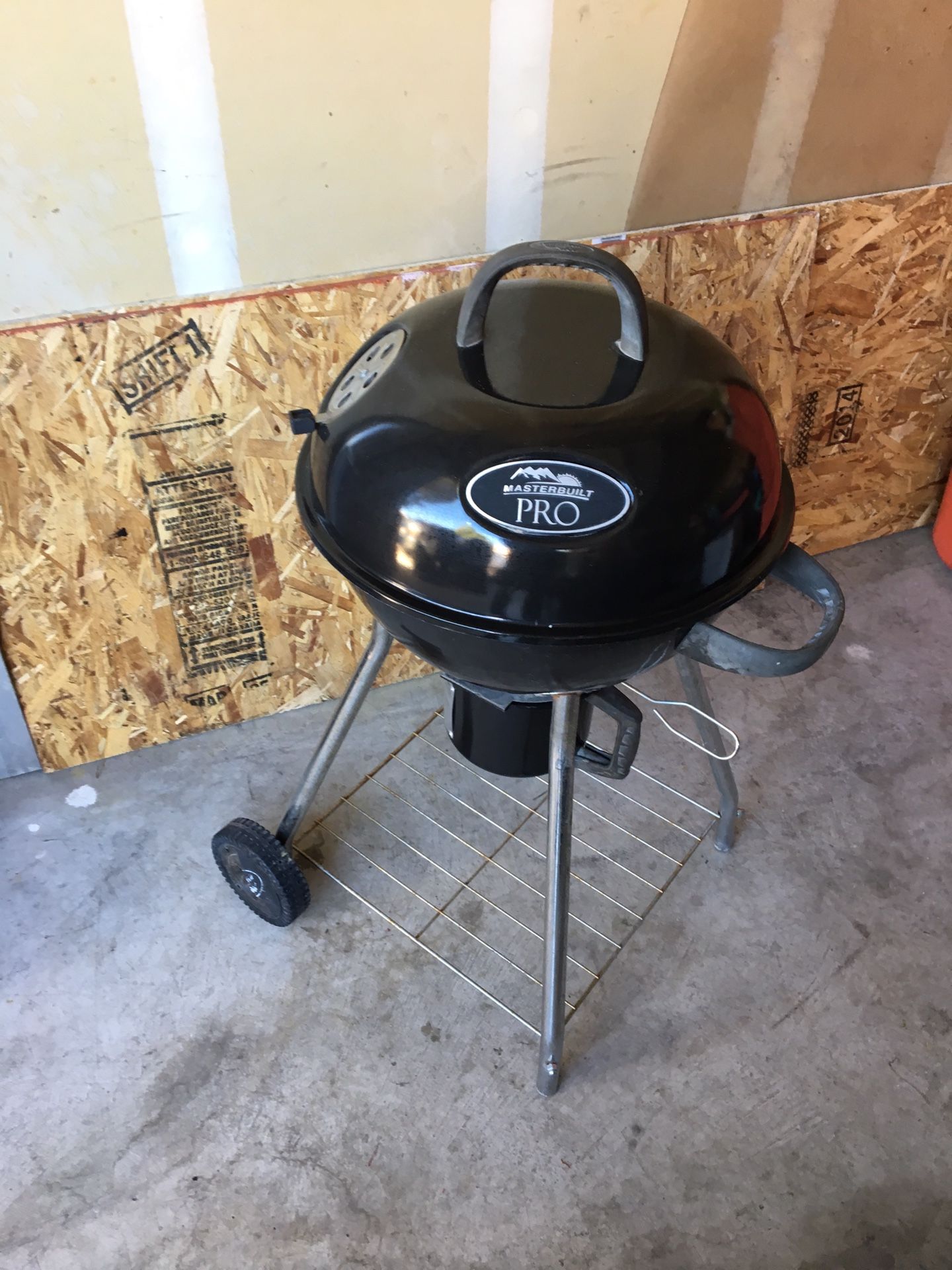 Master Built Pro Grill