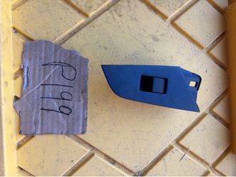 2016-2022 Toyota Prius Rear Right Power Window Switch OEM