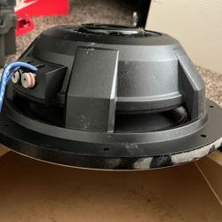 10” Kenwood Speaker w/ Kicker amp 