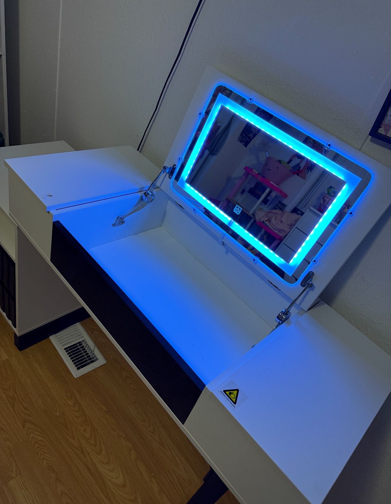 Vanity Desk 