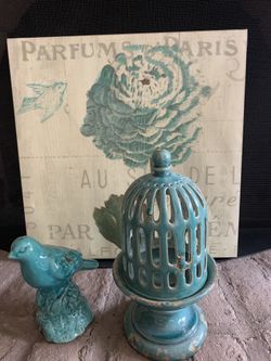 Decorative Bird Themed Items