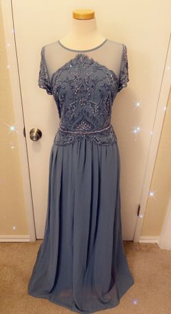 Adrianna Papell Dress 👗 / Gown 