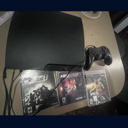 PS3 Slim 320 Gig W Games And Wired Control
