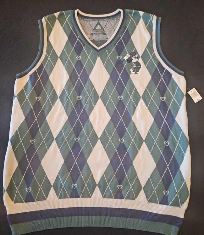NEW Disney Golf Vest Adult XXL Green Mickey Mouse Argyle Embroidered Parks