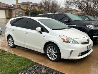 2012 Toyota Prius V