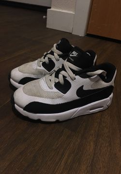 Air max 90 black n white