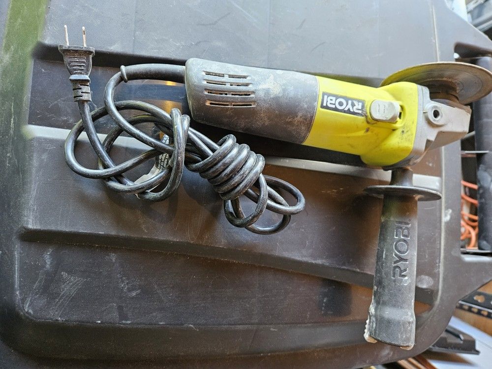 Ryobi Grinder
