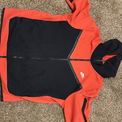 Nike Tech