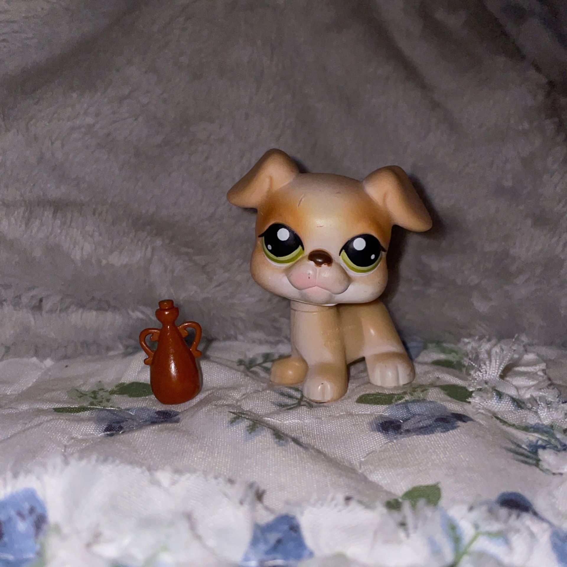 littlest pet shop boxer #235 vintage, authentic