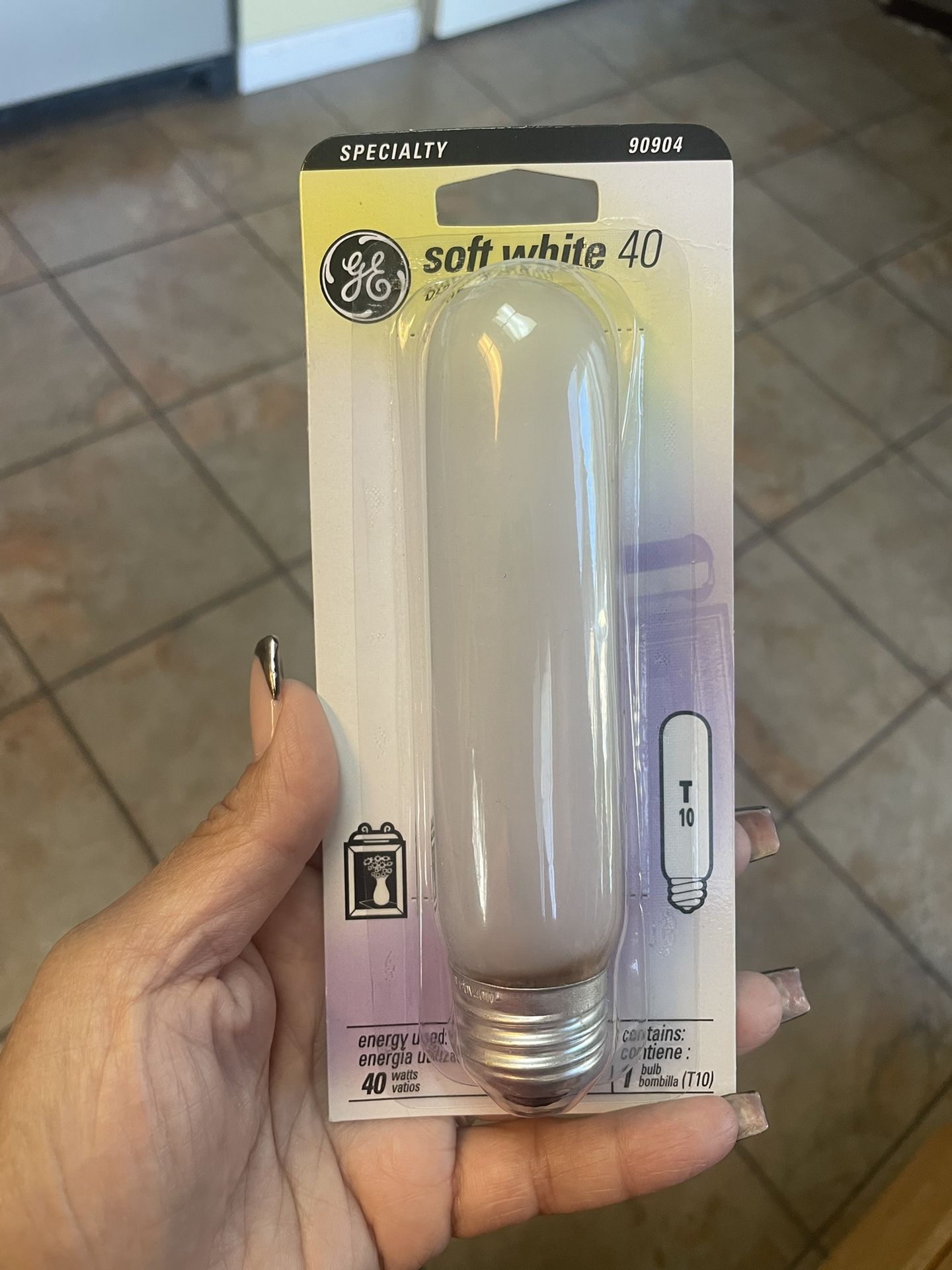 T 10 Specialty Lightbulbs GE 4 Ct