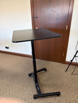 Vivo Standing Desk Table - Mobile
