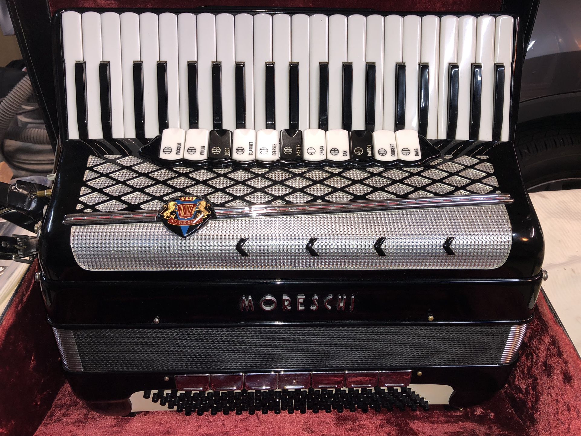 MORESCHI 120 Base Accordion