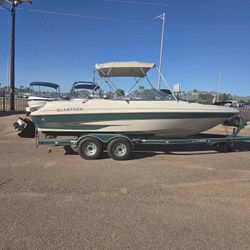 2002 Glastron 225 – Only 125 Hours