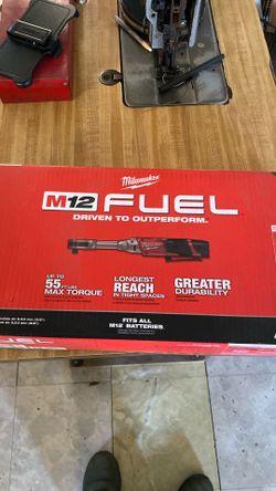 M12 Milwaukee Fuel
