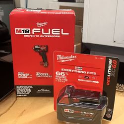 MILWAUKEE 1/2 TORQUE  IMPACT  WRENCH