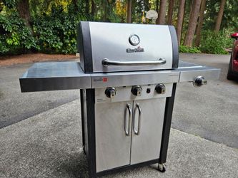 Char-Broil Commercial TRU-Infrared 3-Burner Gas Grill