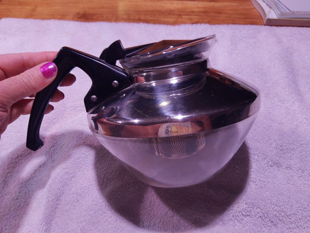 Vintage Pyrex Teapot