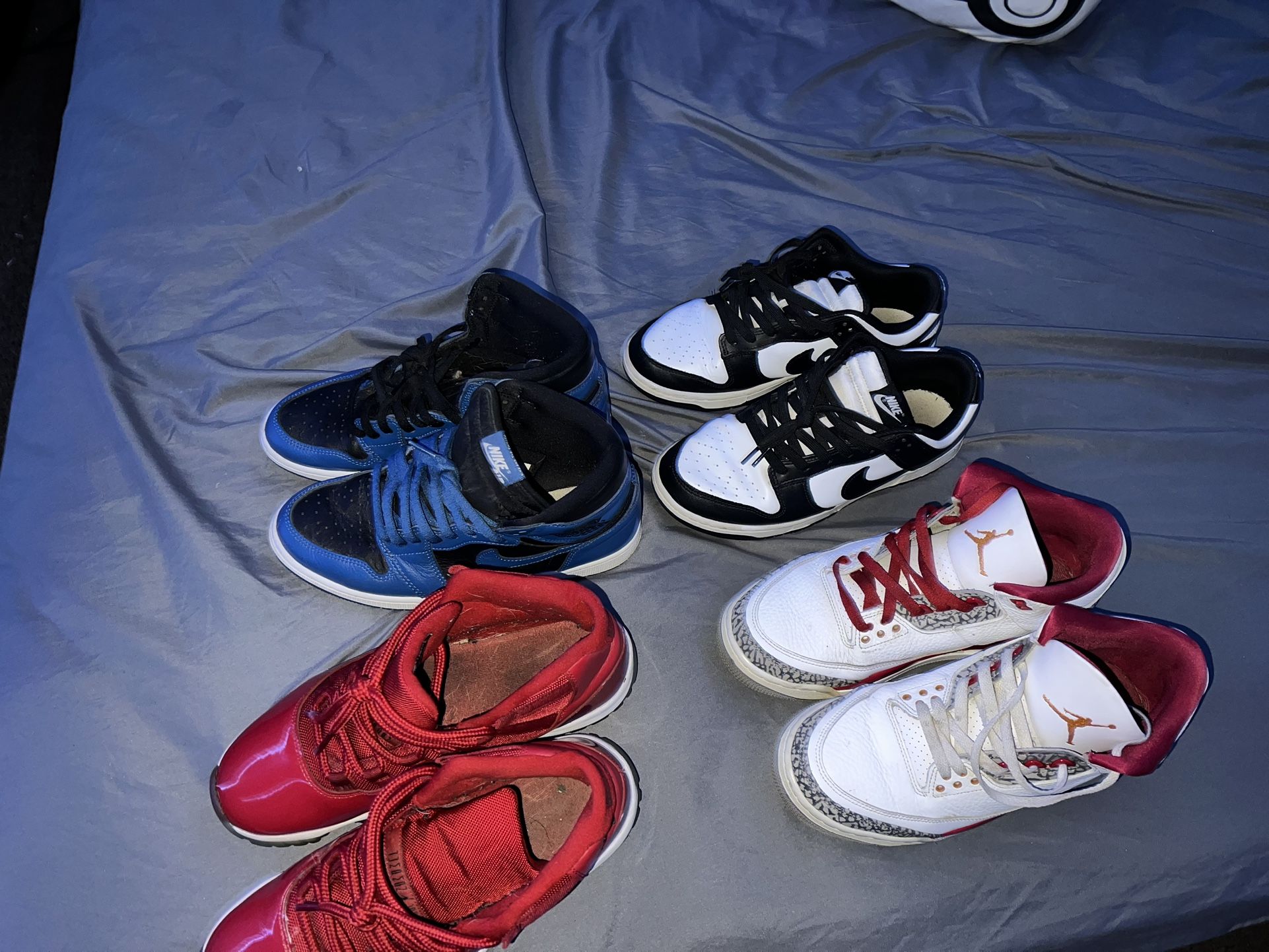 Selling Shoe. Sz 9-10