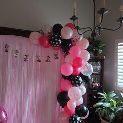 Minnie Mouse Ballon Half Arch 4 FREE