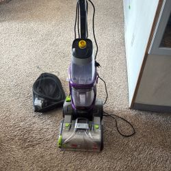 Bissel ProHeat 2X Pet Pro Carpet Cleaner Vacuum