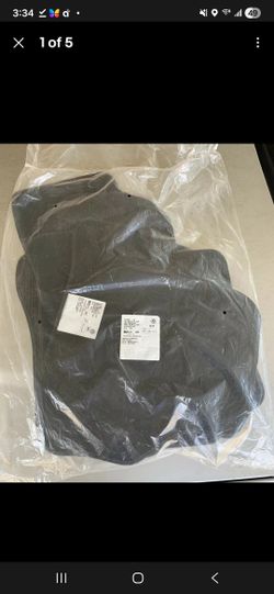 Volkswagen Golf A5 floor mats.