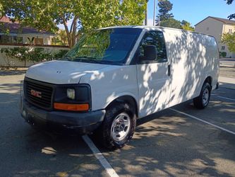 GMC Savana 2500