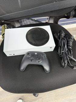 Microsoft XBOX Series S Digital Version 512GB With All Cords