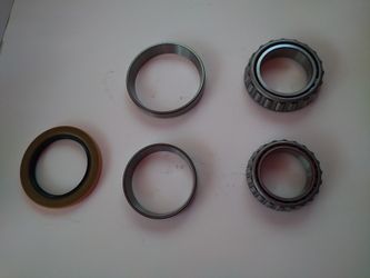 Ford Dana 60 or Dana 50 Front End Wheel Bearings and Seal