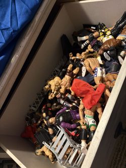 wwe box of action figured