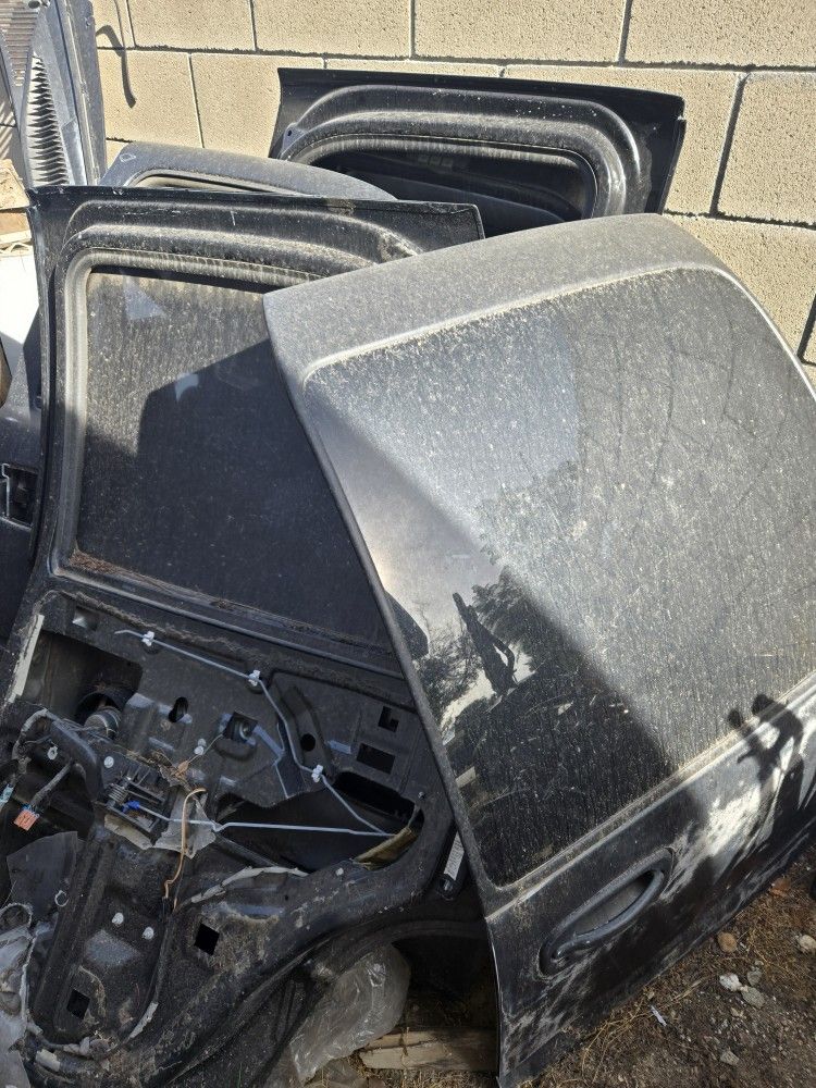 2002 Chevy Tahoe Parts & 2000 Silverado 2500