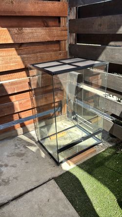 Exo Terra Glass Terrarium 24x18x36