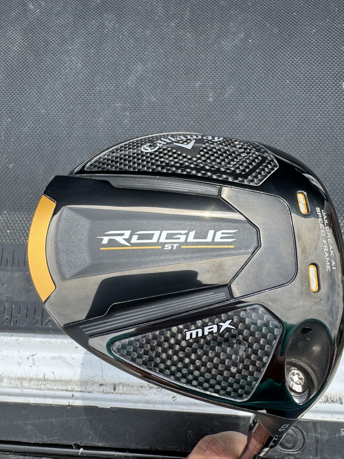 Callaway Rogue ST Max 10.5° Driver Head And Headcover