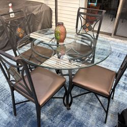 Four Chair, Dining Set