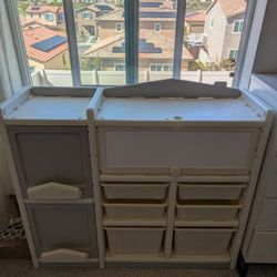  Baby Changing Table + Drawers
