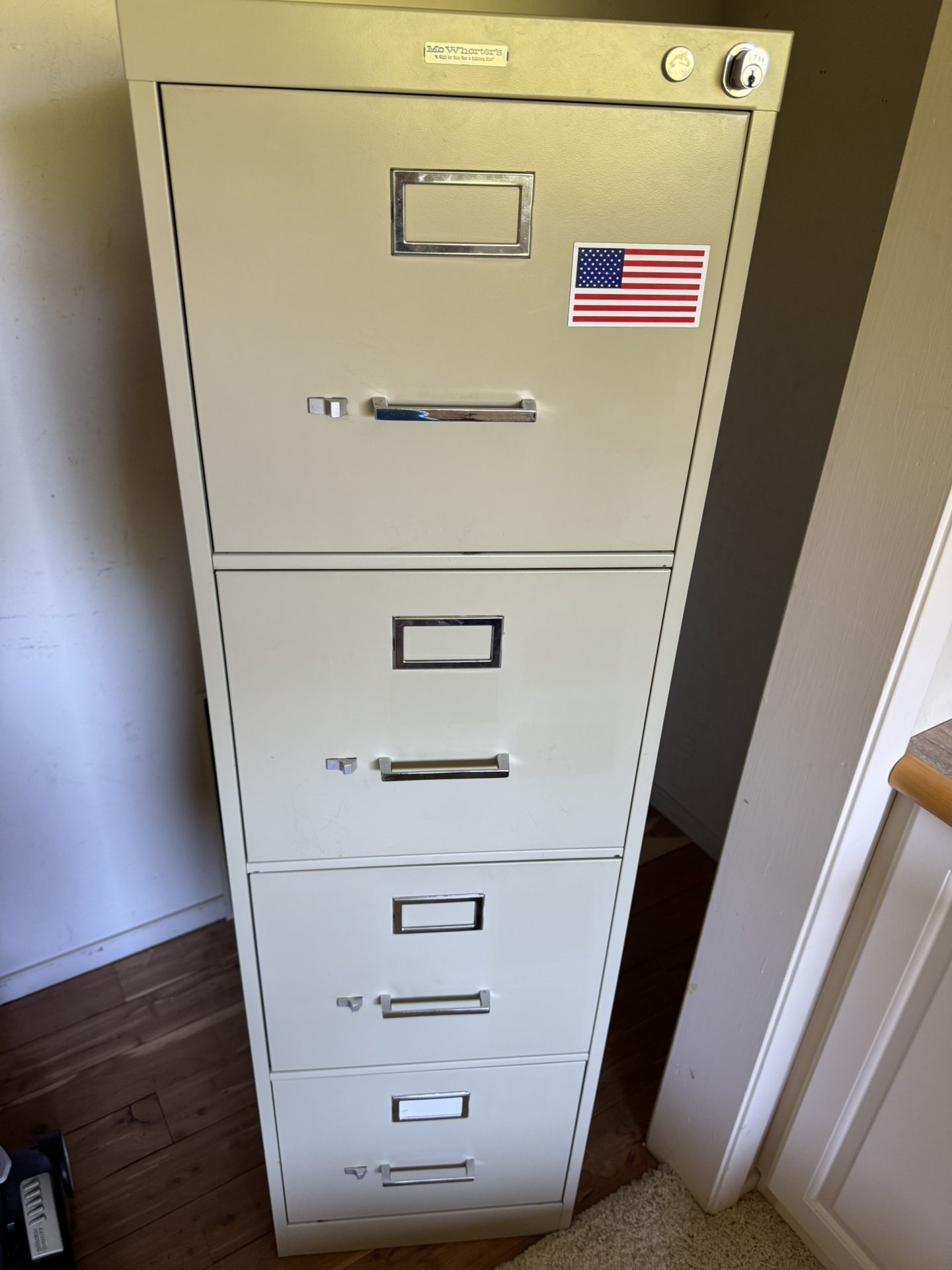 4 Drawer File Cabinet With Lock