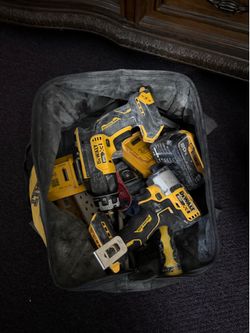 Dewalt