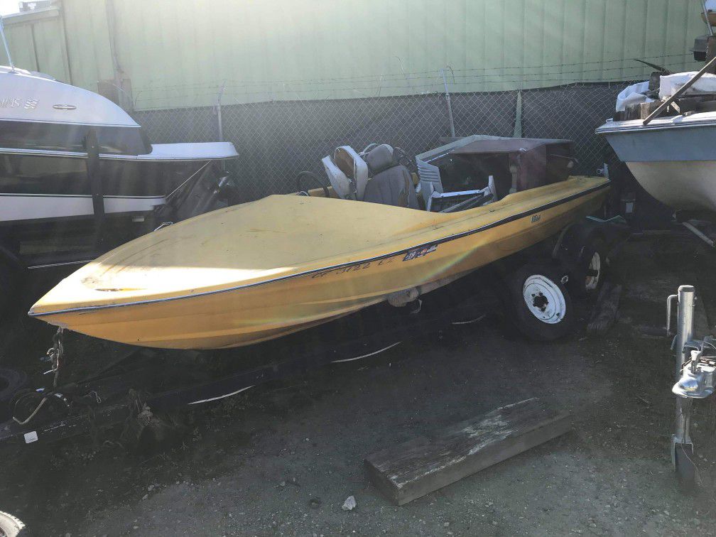READ THE ENTIRE AD!READ THE ENTIRE AD!TAHITI boat and trailer absolutely free