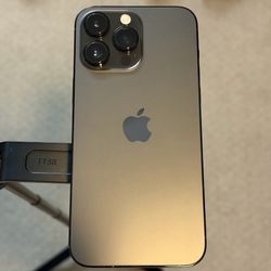 Apple iPhone 14 Pro Max 'Black' · Unlocked - 256GB