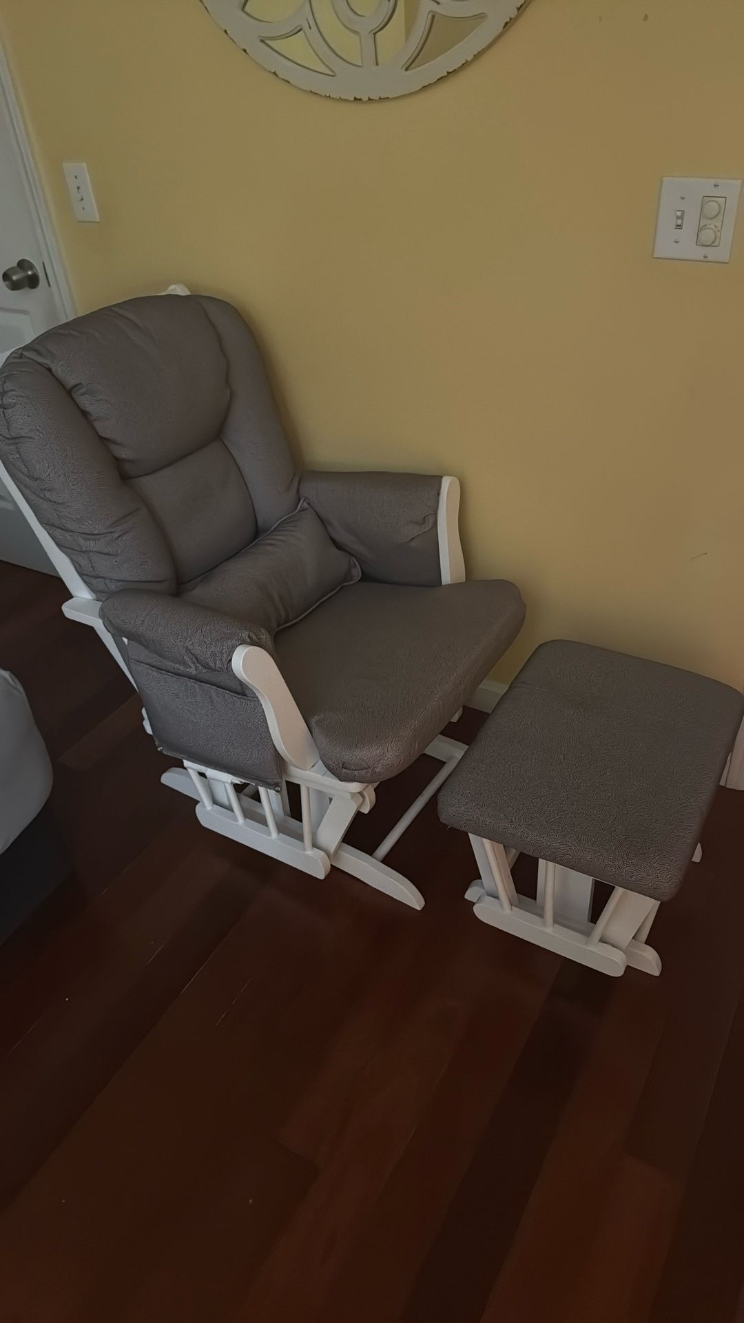 Glider Nursery Rocking Chair And Ottoman