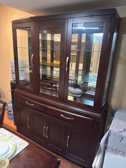 China Cabinet - Raymour & Flanigan