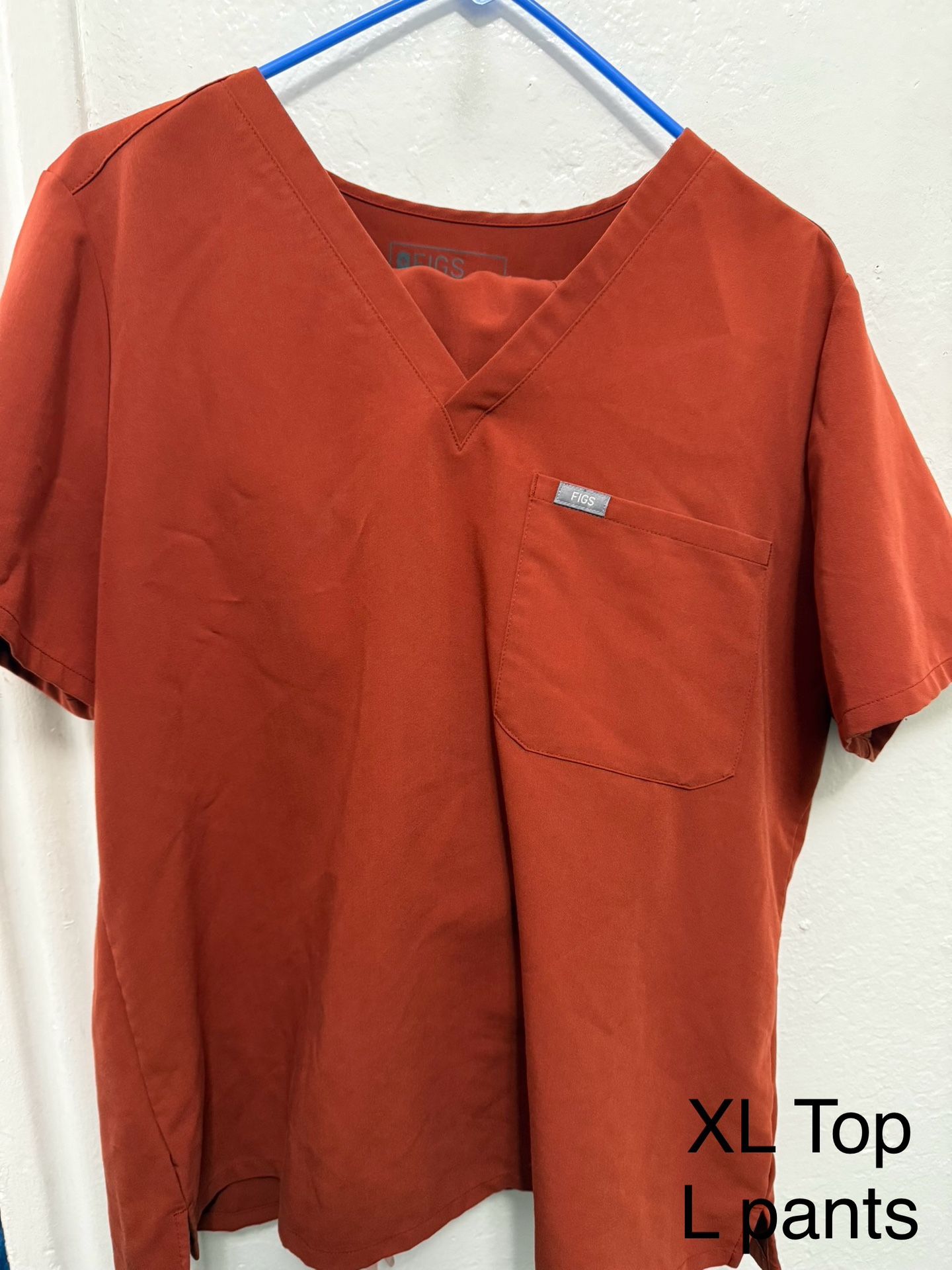 Women’s Figs Scrubs