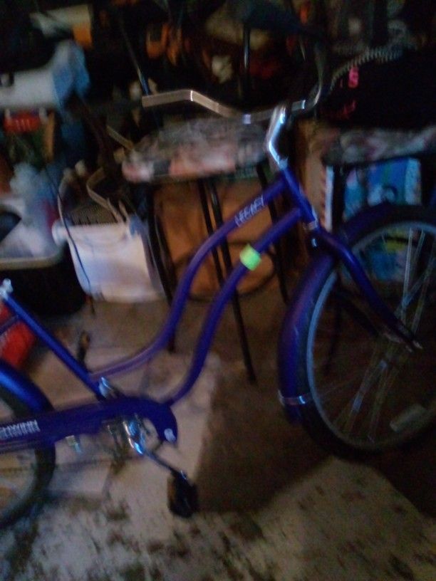 Purple Schwinn Beach Cruiser Bike