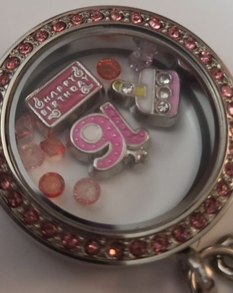 Sweet 16 Floating Charm Locket