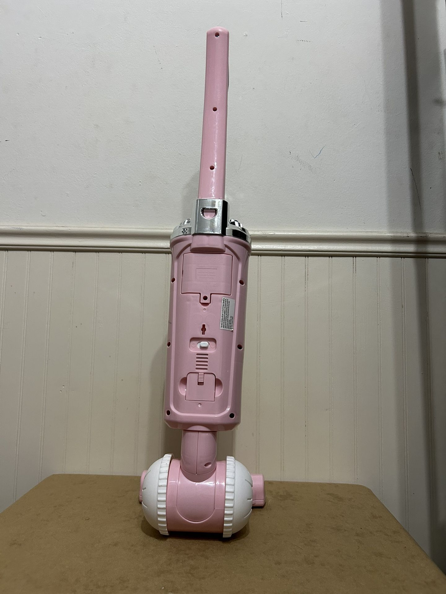 MEMBER'S MARK TOY VACUUM CLEANER, PINK WITH SOUND EFFECTS
