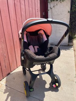 Doona Car Seat/Stroller (NO base)