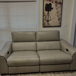 HTL Leather Loveseat/sofa (Electric recliner)