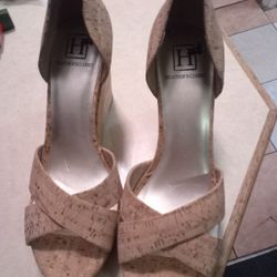 Heathers Closet Tan Wedge Sandals 8 /9? 