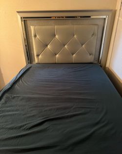 Queen Bed Frame With Light on Headboard